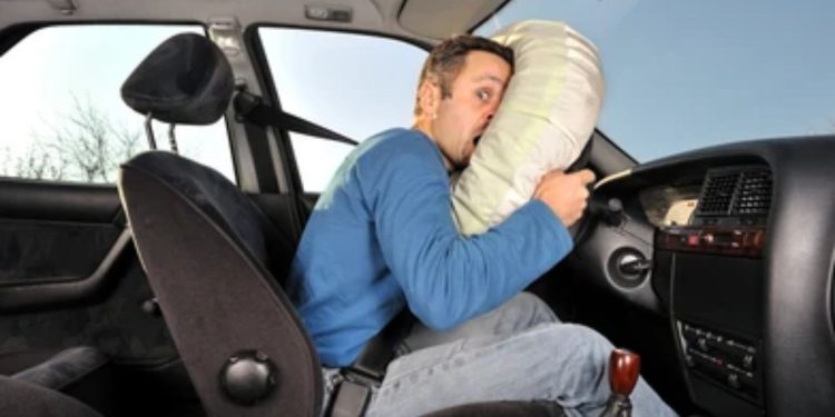 Air-Bags in Cars Are Now Compulsory! Govt Give Deadline