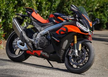 Aprilia RSV4 Price and complete Review In Pakistan..