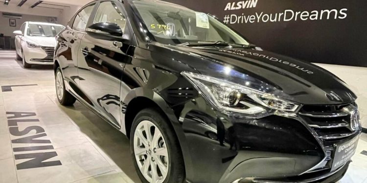 Changan Celebrates Sales Of 10,000 Alsvin Units