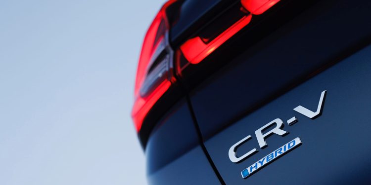 Honda CR-V 6th Generation Teased Ahead of Debut