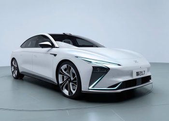 IM L1- Premium Electric Sedan From China
