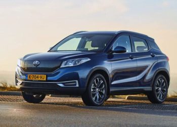 2022 DFSK Seres 3 Review in Pakistan,