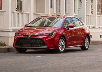 2022 Toyota Corolla Review in Pakistan