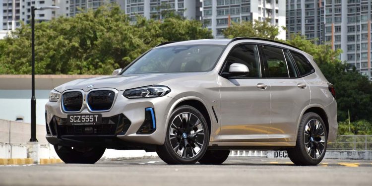 BMW iX 3 2022 review,,