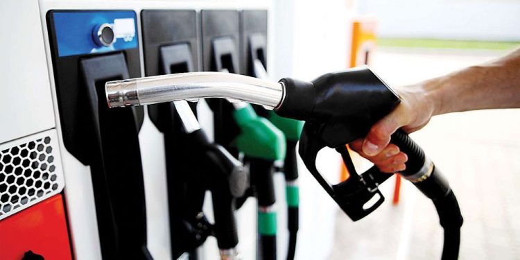 Pakistani Govt Reduced Petrol Prices By Rs. 18