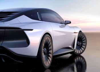 DeLorean Alpha 5 With Gull-Winged Doors