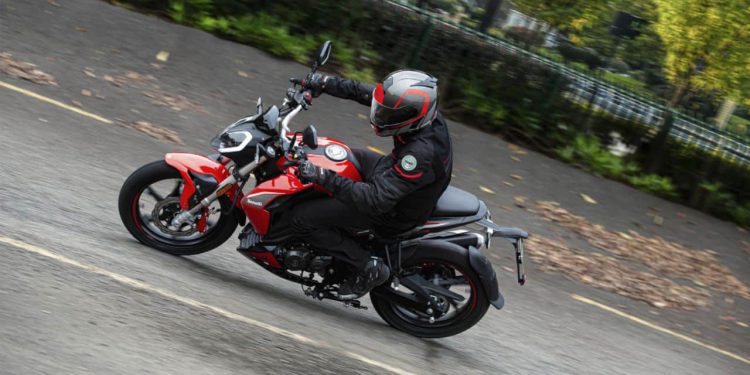 Benelli 180S Street Performance Motorbike