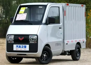 Wuling Introduced Electric pickup E10 in China - Single Seat EV
