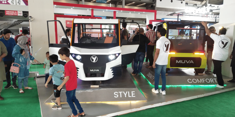 Muva Electric Rickshaw for Public Transportation in Pakistan