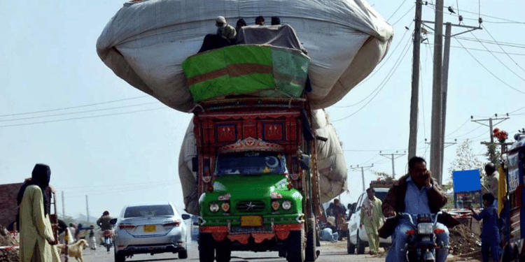 Drivers of overloaded vehicles will be arrested and fined by NHMP