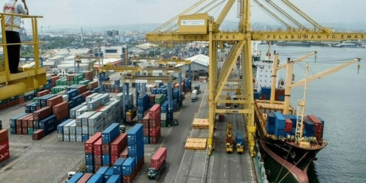 Auto Sector Wants Import Restrictions Lifted