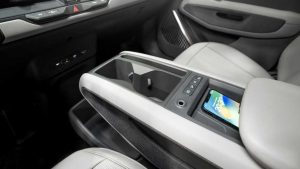 KIA EV 9 center console
