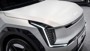 KIA EV 9 headlights