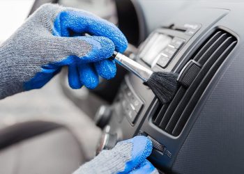 Simple And Easy Steps To Clean Car Air Vents