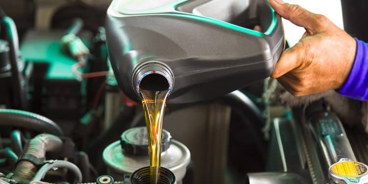 Six Simple And Easy Steps To Change Car Oil