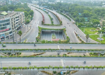 CM Punjab Strictly Order To Complete Kalma Chowk Project In A Week