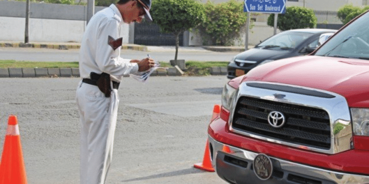 Cracks Down Against Tinted Windows and Fancy Number Plates