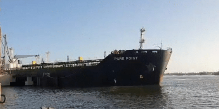 First Russian Oil Shipment Reaches Pakistan