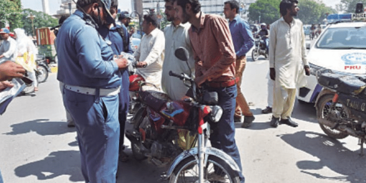 LHC Directed Police To Imposed Rs 5000 Fine On Helmet Violation