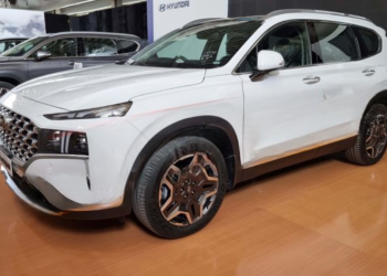 Hyundai Santa Fe Price and Booking Details Revealed