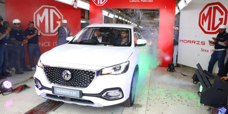 MG Announced Locally Assembled MG HS Excite Price